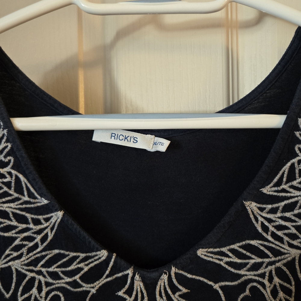 Ricki's Blue with White Tie-dye Leaf Embroidery Sleeveless Top